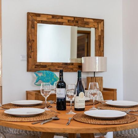 West Wood Holiday Apartment, C6 - Flic En Flac With Pool At A Quiet Location, Beautifully Decorated And Close To The Beach Ngoại thất bức ảnh